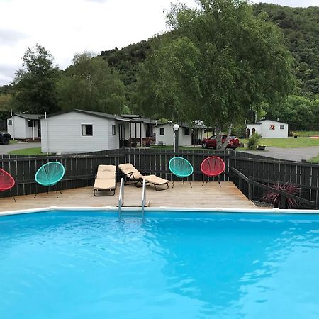 Parklands Marina Holiday Park 픽턴 외부 사진