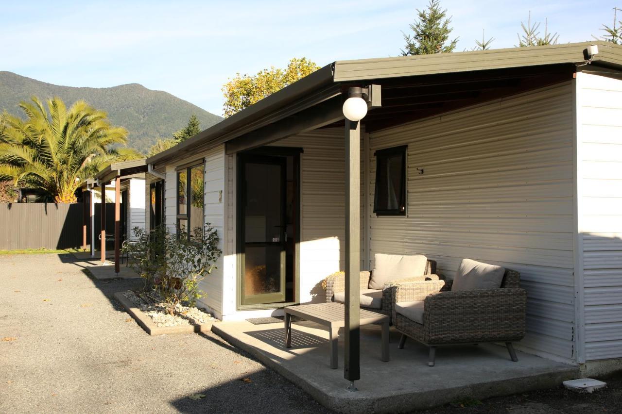 Parklands Marina Holiday Park 픽턴 외부 사진