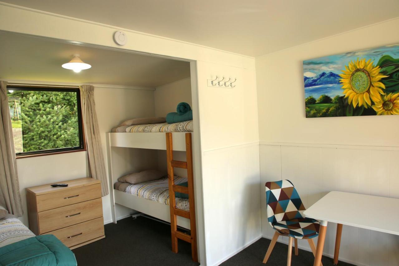 Parklands Marina Holiday Park 픽턴 외부 사진