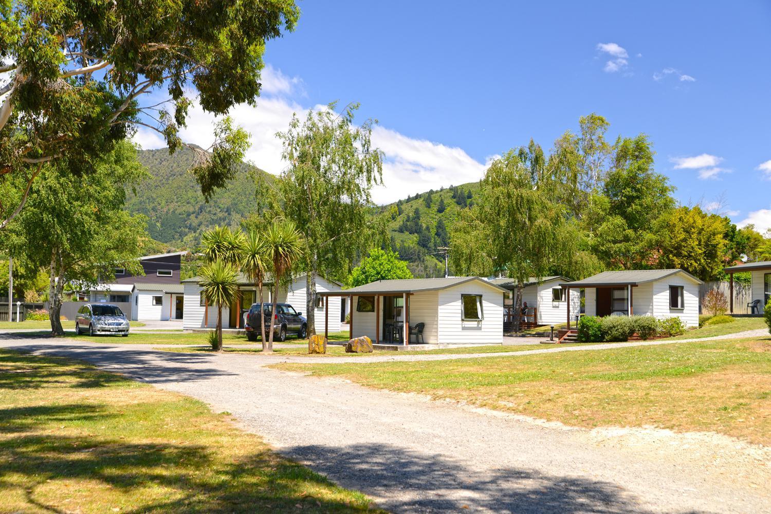 Parklands Marina Holiday Park 픽턴 외부 사진